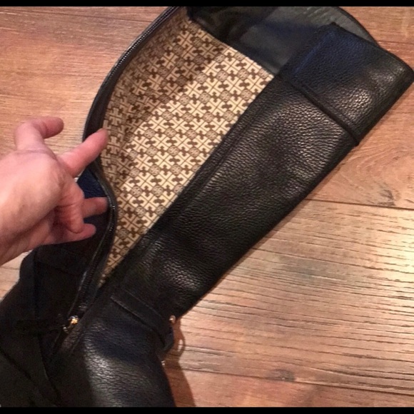 Tory Burch black boots - Picture 4 of 7
